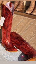 Cargar imagen en el visor de la galería, Botas Salma Rojas - Red Leather Boots