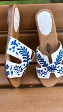 Load image into Gallery viewer, Viera - Navy Embroidered sandal