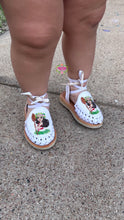 Load image into Gallery viewer, Moana White Lace up