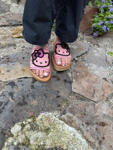 Load image into Gallery viewer, Coquechito Sequin Corazones Rosita