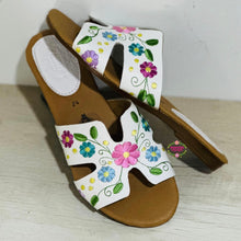 Load image into Gallery viewer, Viera - Clarissa Embroidered sandal