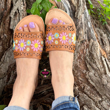 Cargar imagen en el visor de la galería, Angelica - Tan Leather Embroidered Sandals PREORDER