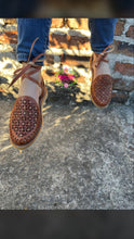 Load image into Gallery viewer, Ricitos Dorados- Tan Lace Up Sandals PREORDER