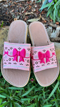 Cargar imagen en el visor de la galería, Pink Coquette Pink Bow Mexican Sandals