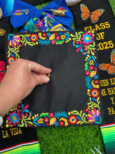 Load image into Gallery viewer, Embroidered graduation cap topper (w/o button) IN STOCK
