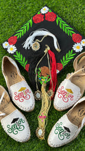 Cargar imagen en el visor de la galería, Senior 2026 - Gold and Red Leather Lace Up