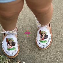 Load image into Gallery viewer, Moana White Lace up