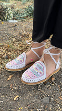 Load image into Gallery viewer, Sequin Natural Lace Up
