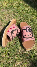 Load image into Gallery viewer, Coquechito Sequin Corazones Rosita