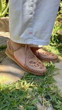 Load image into Gallery viewer, Mariposa Dorada- Golden Butterfly Embroidered Lace Up Huaraches PREORDER
