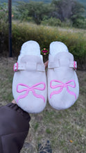 Load image into Gallery viewer, coquette Corcho Warm Clogs