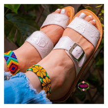 Cargar imagen en el visor de la galería, Acapulco - White tooled sandal