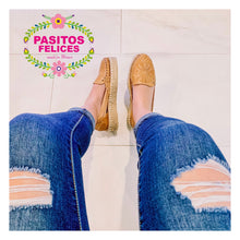 Cargar imagen en el visor de la galería, Girasol Yute - Sunflower Espadrille Buckle