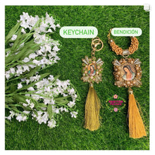 Load image into Gallery viewer, San Miguel Arcángel con Virgencita - Keychains