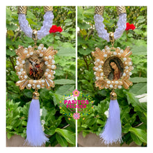Load image into Gallery viewer, San Miguel Arcángel con Virgencita - Keychains