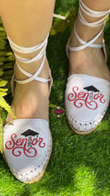 Cargar imagen en el visor de la galería, Red Senior - Embroidered Lace up Huaraches
