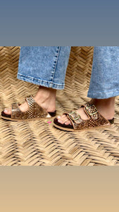 Sunflower Corcho - Hand tooled sunflower leather sandals