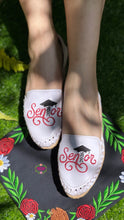 Cargar imagen en el visor de la galería, Red Senior - Embroidered Flats
