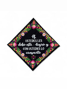 Comparto mi Logro - Embroidered graduation cap topper