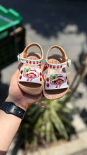 Cargar imagen en el visor de la galería, Fresita - White Buckle PREORDER
