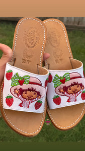 Fresa - Embroidered white sandal