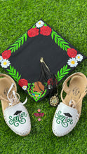 Cargar imagen en el visor de la galería, Senior 2026 - Black and Green Leather Lace Up
