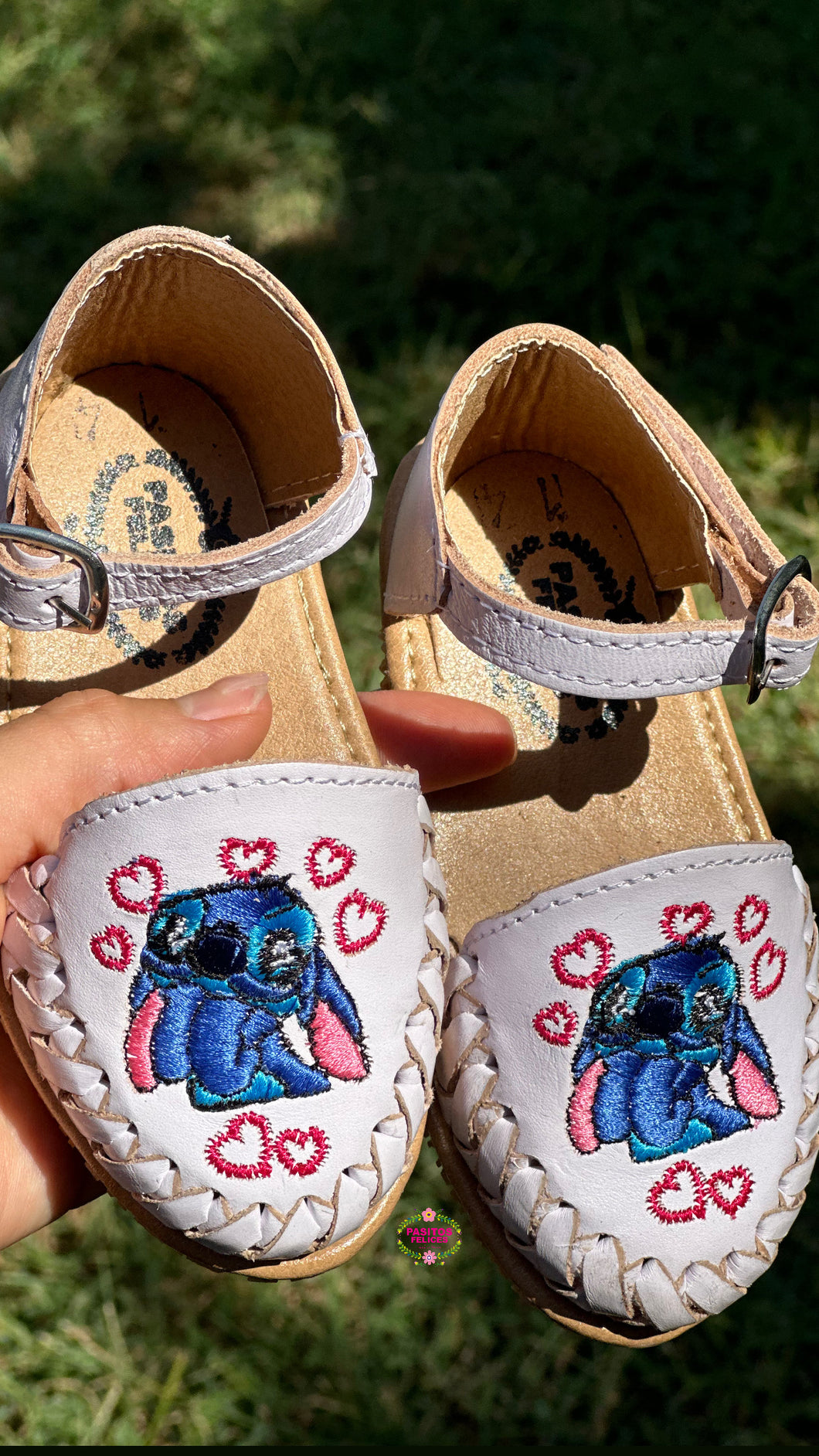 Stitch Buckle