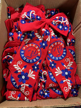 Cargar imagen en el visor de la galería, Rangers Red Embroidered Bow - Moño Rojo
