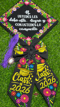 Cargar imagen en el visor de la galería, Comparto mi Logro - Embroidered graduation cap topper
