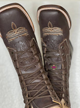 Load image into Gallery viewer, WIDE Botas Lacer - Chocolate Leather Tooled Wide Boots
