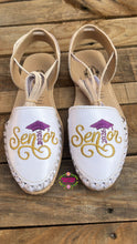 Cargar imagen en el visor de la galería, Gold Senior Purple- Lace up
