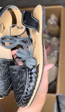 Load image into Gallery viewer, Mexico - Black Tooled lace up
