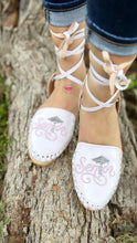 Load image into Gallery viewer, Pink Senior Gray- Lace up
