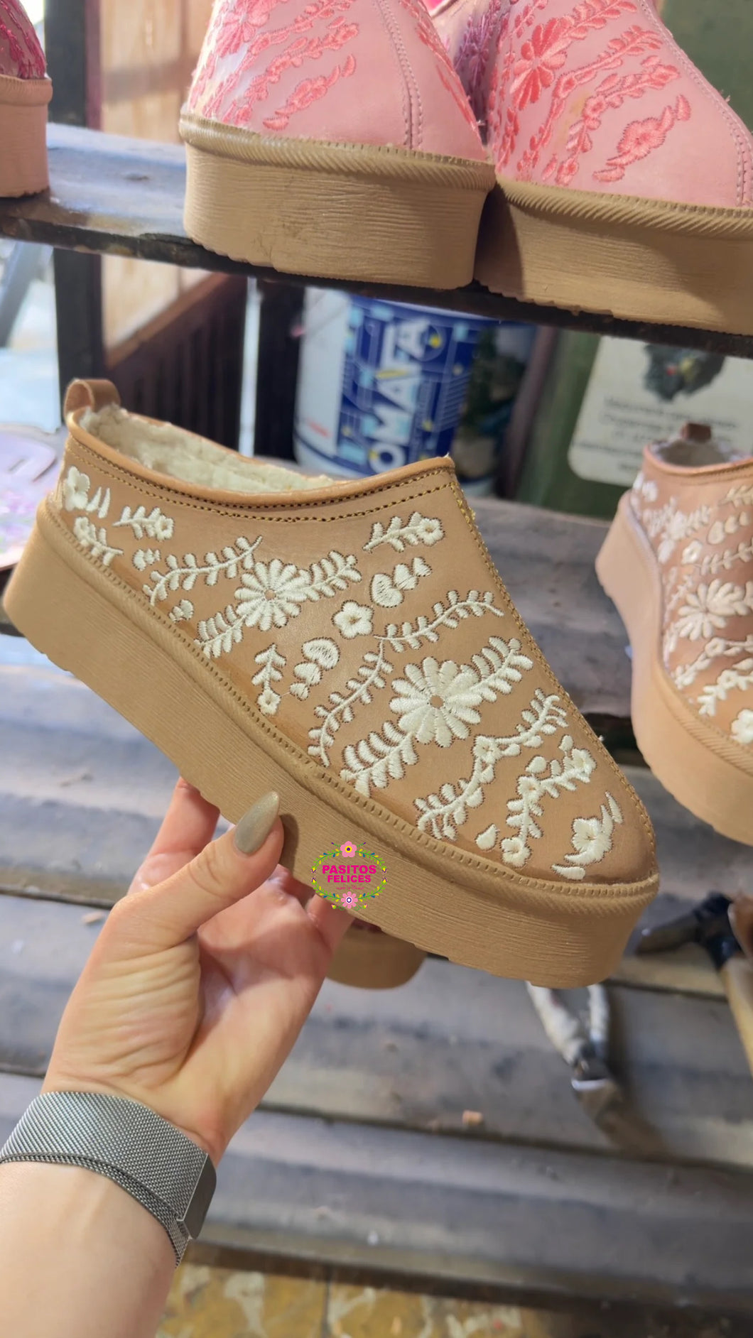 Conchita tan PREORDER