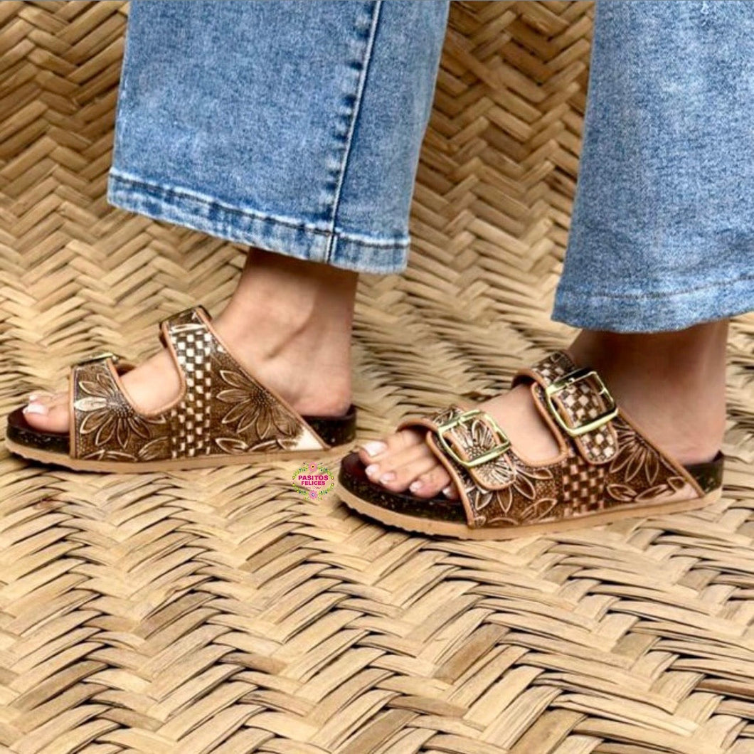 Sunflower Corcho - Hand tooled sunflower leather sandals