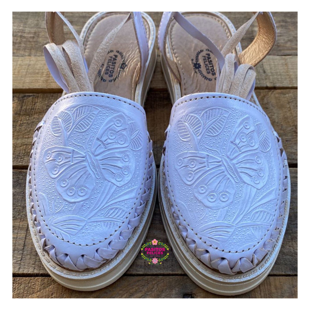 Mariposa Bosque- White Butterfly Tooled Lace Up