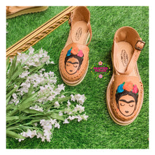 Load image into Gallery viewer, Frida - Leather Embroidered Huaraches
