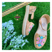 Load image into Gallery viewer, Primavera Yute - Embroidered Spring Espadrilles
