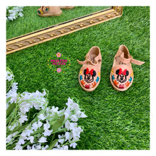Load image into Gallery viewer, Minnie Mouse - Colorful Leather Huaraches
