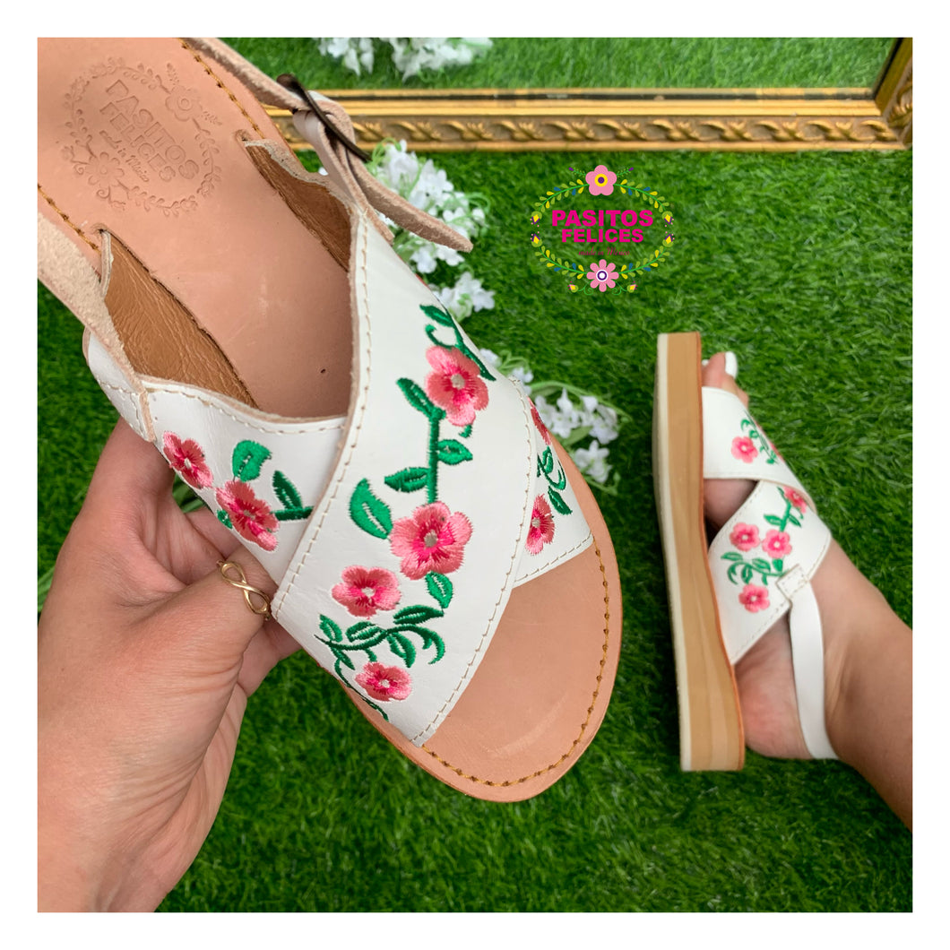 Rosalinda - Embroidered Leather Shoes