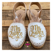 Load image into Gallery viewer, Mis Quince - Sweet 15 Gold Lace Up
