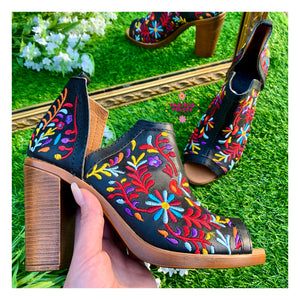 De colores botín - Embroidered Floral Booties